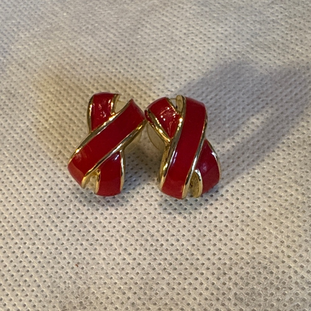 Vintage Enamel Curved X’s Stud Earrings